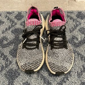 Adidas Ultraboost Uncaged Women’s size 8.5.